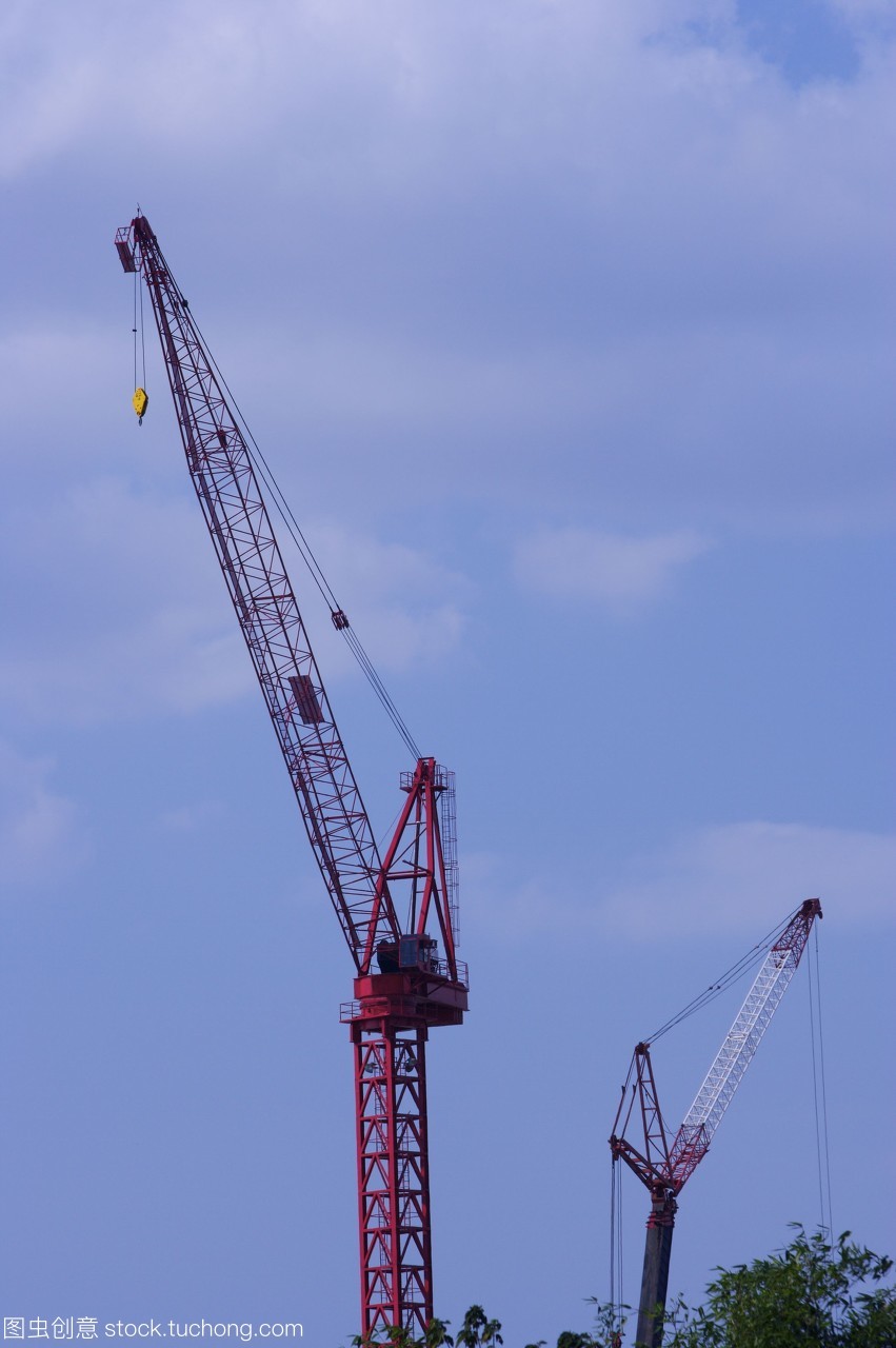 nobody,豎構(gòu)圖,鋼鐵,戶外,數(shù)字的,彩色圖片,攝影,tai;wan,asian,亞洲,中國(guó),臺(tái)北,新店,臺(tái)灣,起重機(jī),無(wú)人,云,藍(lán)天,天空,吊車(chē),建筑工地,建筑機(jī)械,機(jī)器,建設(shè),影像,asia,工程,數(shù)碼,sindian city,creative series,taiwan,taipei,no people,彩色,cloud,白天,sky,crane,直圖,china,vertical,construction,machine,construction machinery,outdoors,con